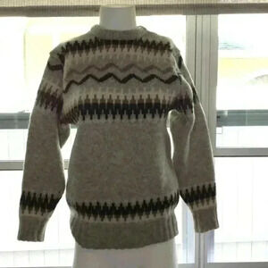 VINTAGE (1984) S Indian Wool Sweater. Comfort and Cozy, Natural Fabric, Alpine